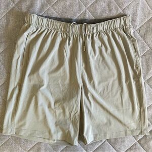 Free Fly Athletic Shorts Mens Large Gray 8” Inseam Unlined Lightweight Pockets